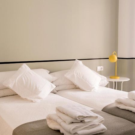 סביליה Pasaje Zamora Apartamentos מראה חיצוני תמונה