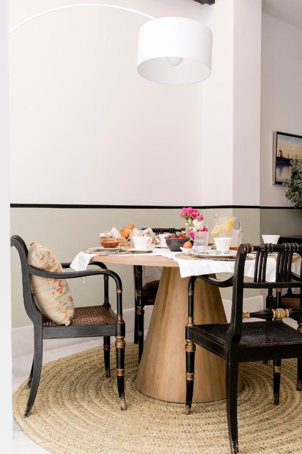 סביליה Pasaje Zamora Apartamentos מראה חיצוני תמונה